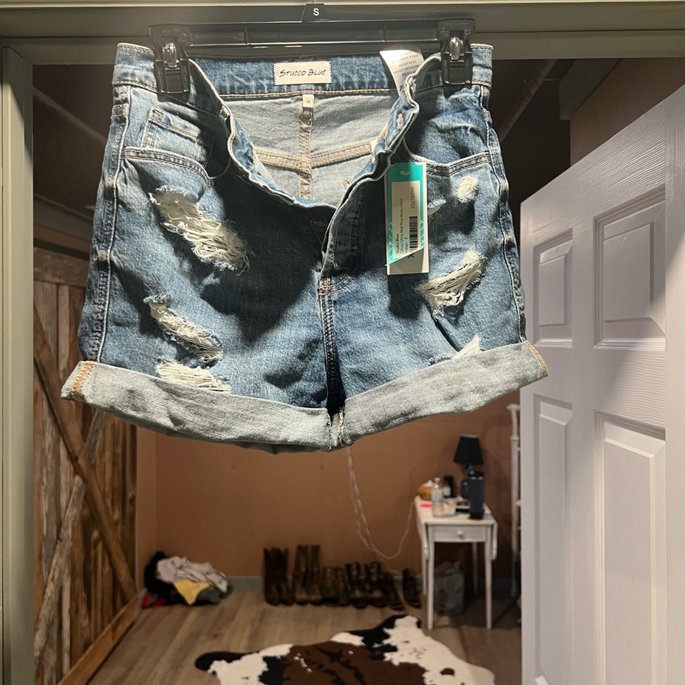 Jean shorts size 26